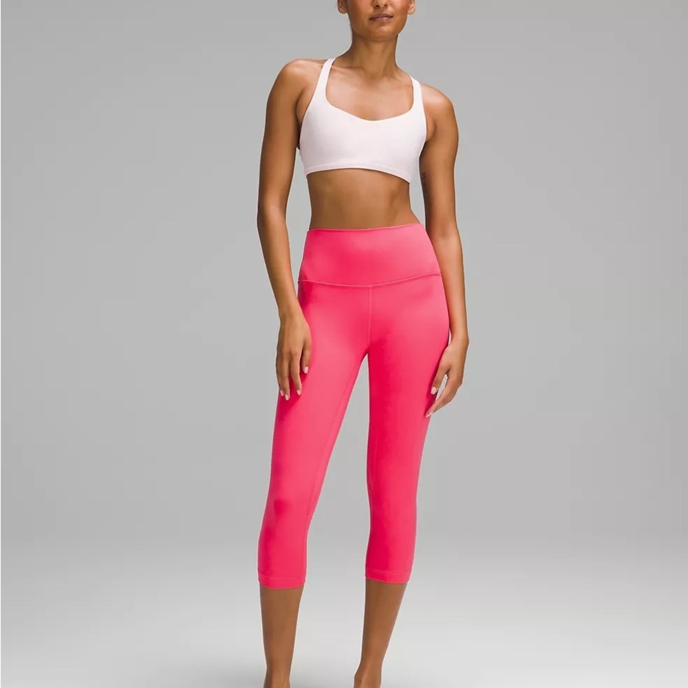 New with tags! lululemon Align™ High-Rise Crop 21" - size 6, color lip gloss